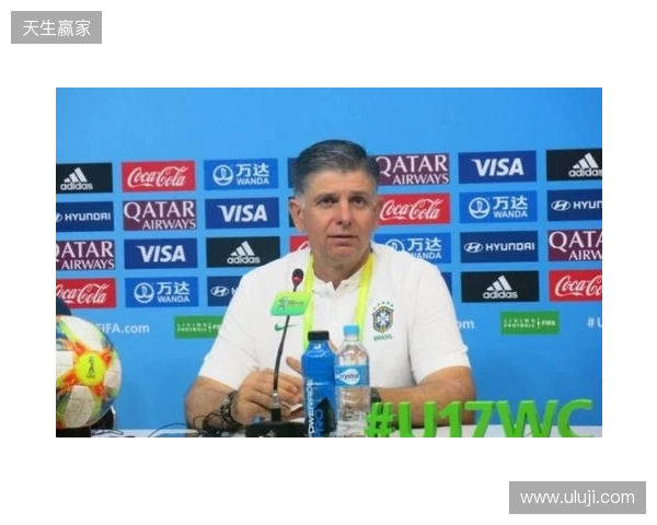 天秀!绍尔后场启动人球分过连过3人+不看人传球,贝维斯打门被扑 天秀!绍尔后场启动人球分过连过3人+不看人传球,贝维斯打门被扑