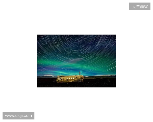 厄瓜多尔队官方：后卫因卡皮耶与中场卡斯蒂略因伤退出本期国家队